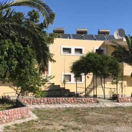 Makis Apartments Sitia  Exterior photo